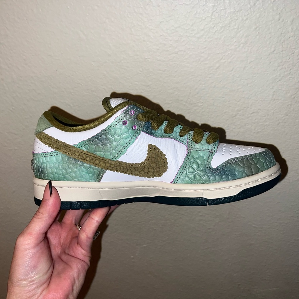 Nike SB Dunk Low Pro QS